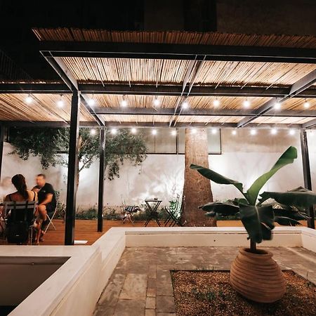 When In Athens Hostel Luaran gambar