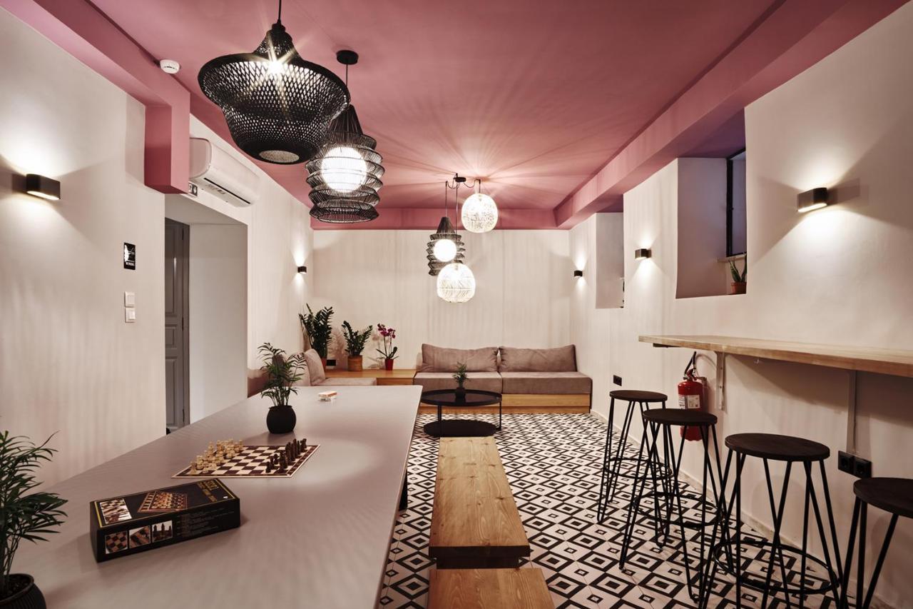 When In Athens Hostel Luaran gambar